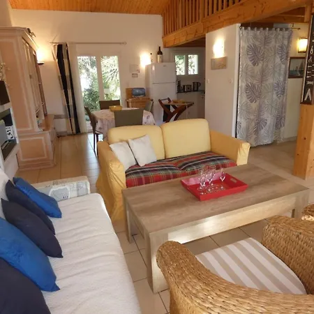 Maison Conviviale Pres Et Foret, Parking * La Barre-de-Monts