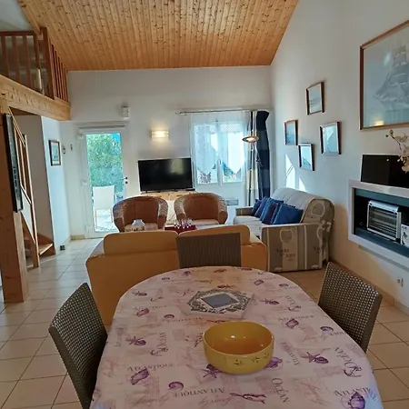 Ferienhaus Maison Conviviale Pres Et Foret, Parking *