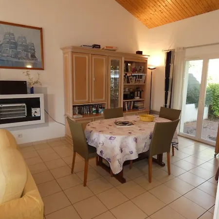 Ferienhaus Maison Conviviale Pres Et Foret, Parking *
